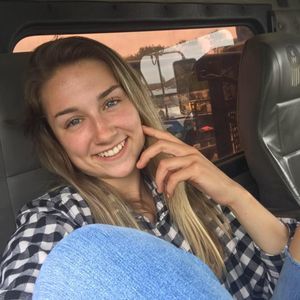 Meet your Posher, Marissa